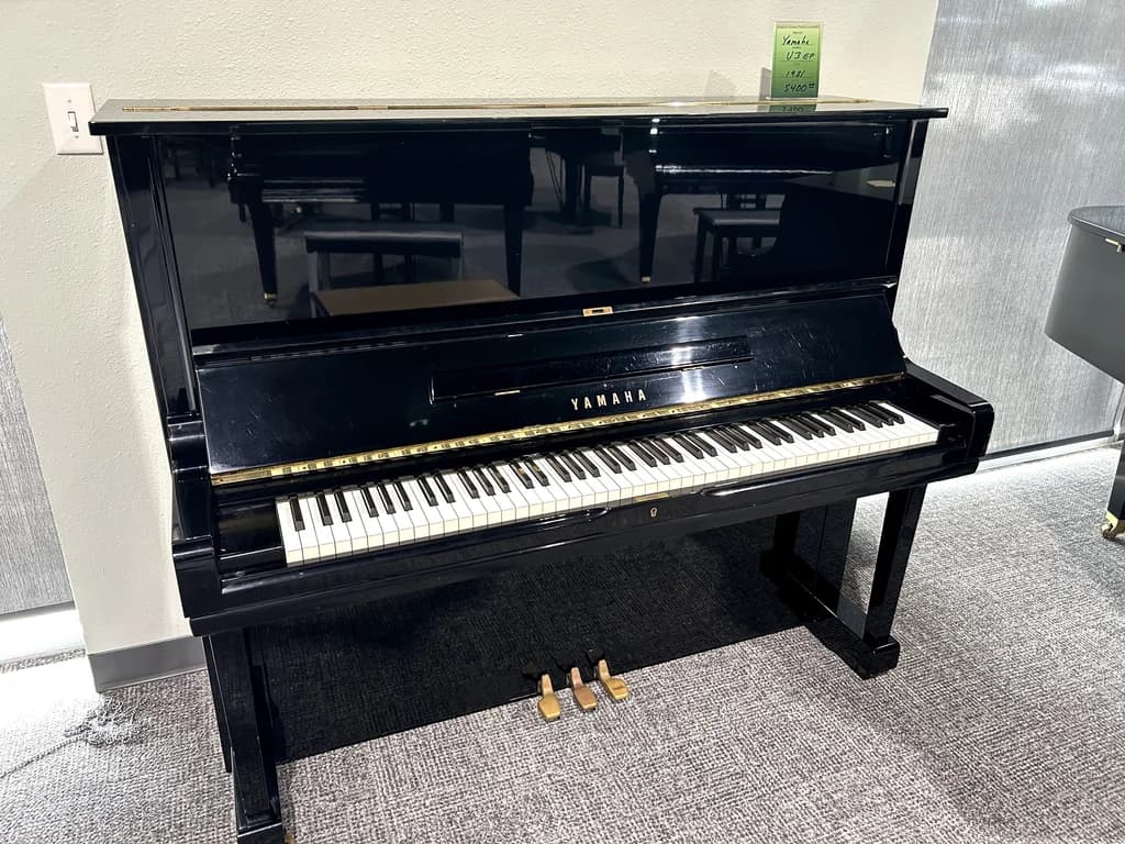 Yamaha U3